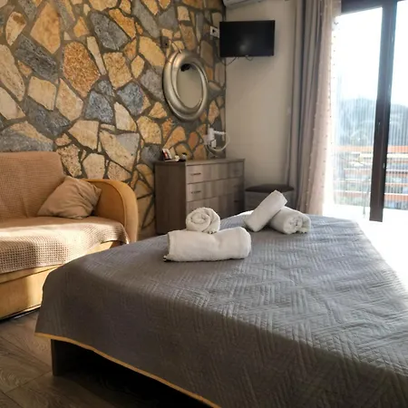 Maria - Roumanis Apartman Liapádesz