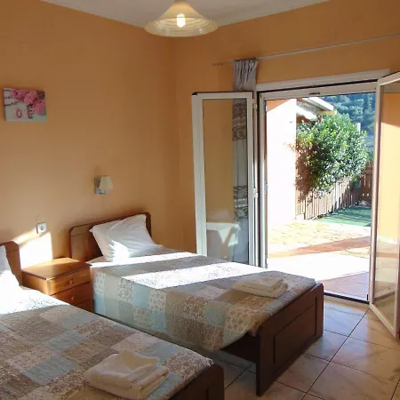 Maria - Roumanis Apartment