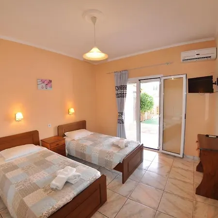 Maria - Roumanis Apartment