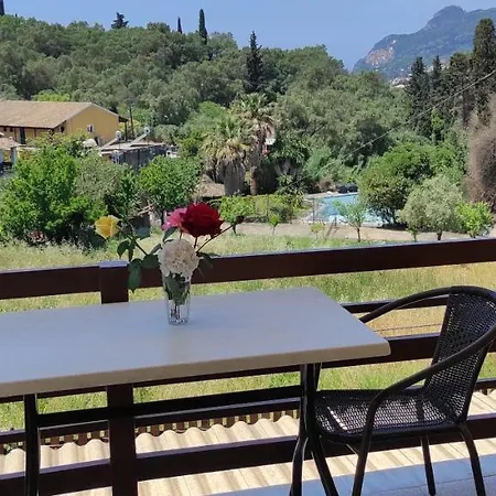 Maria - Roumanis Apartament