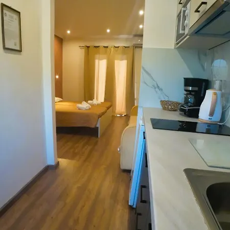 Maria - Roumanis Apartmán *