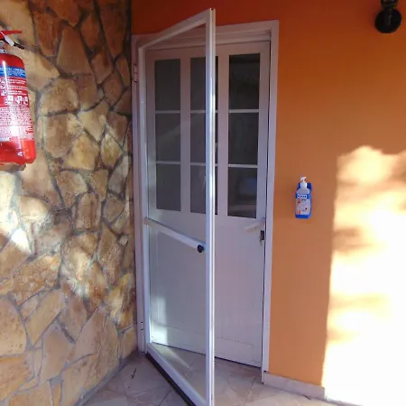 Apartament Maria - Roumanis *