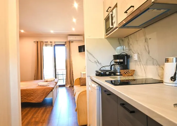 Maria - Roumanis Λιαπάδες